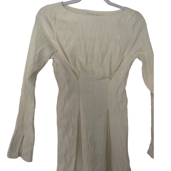 Love Bonito Aaryn Textured Boat Neck Dress in Cream Size XS - Picture 5 of 8